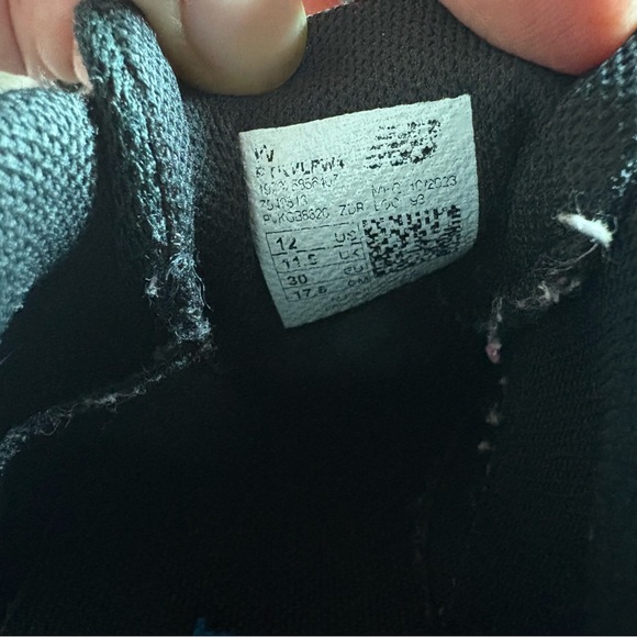 New Balance DynaSoft Reveal Sneakers Shoes Black Purple Blue V4 Kid Girls Sz 12W - Picture 11 of 11